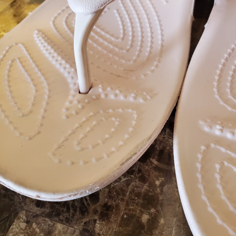 Crocs sz 9 womens pale pink flip flops thong sandals summer beach casual comfort - Picture 6 of 13